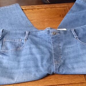 Time n Tru jean capris